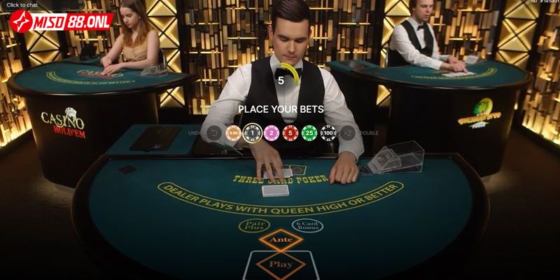 Poker là trò chơi đòi hỏi cao về chiến thuật, tư duy khi đánh bài